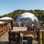 Luxusní stan Romantic Dome - Private Hot Tube, Sauna & View Wapnica (West Pomeranian)