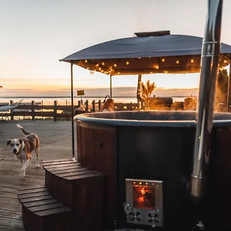 Romantic Dome - Private Hot Tube, Sauna & View *