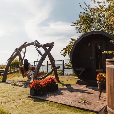 Romantic Dome - Private Hot Tube, Sauna & View