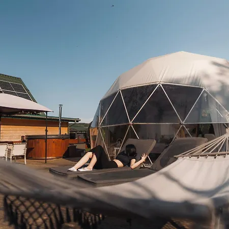 Romantic Dome - Private Hot Tube, Sauna & View * Wapnica (West Pomeranian)