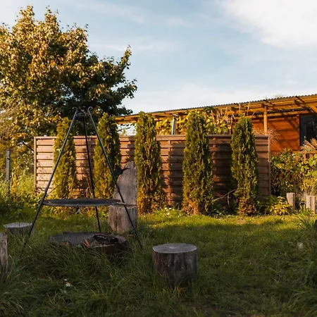 Glamping Romantic Dome - Private Hot Tube, Sauna & View