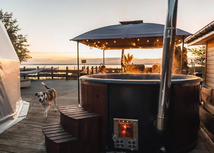 Romantic Dome - Private Hot Tube, Sauna & View *